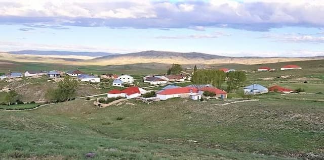 Gürün Deveçayırı Köyü