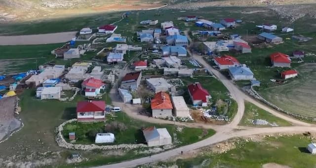 Gürün Karakuyu Köyü