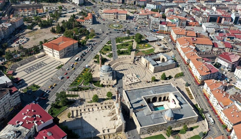 sivas-cumhuriyet-kent-meydani